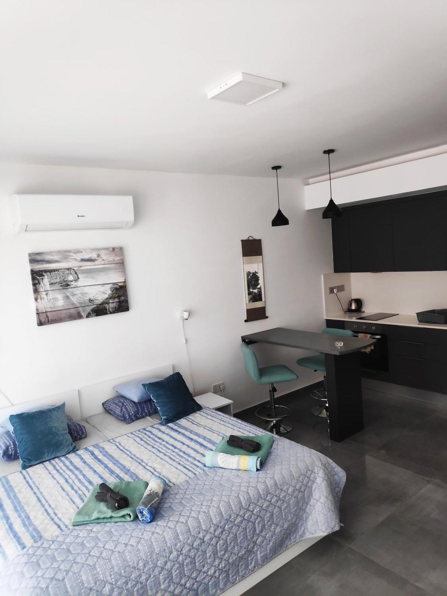 Relax&Dream Apartment Long Beach Agios Georgios  外观 照片
